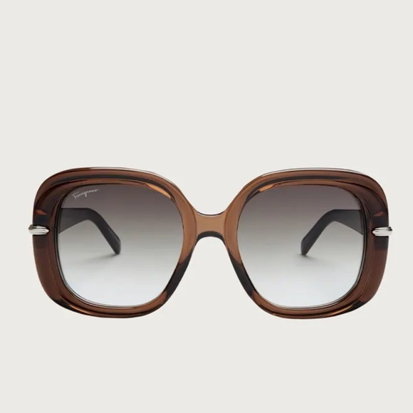 Ferragamo oversized round tortoiseshell sunglasses - Picture 1 of 8
